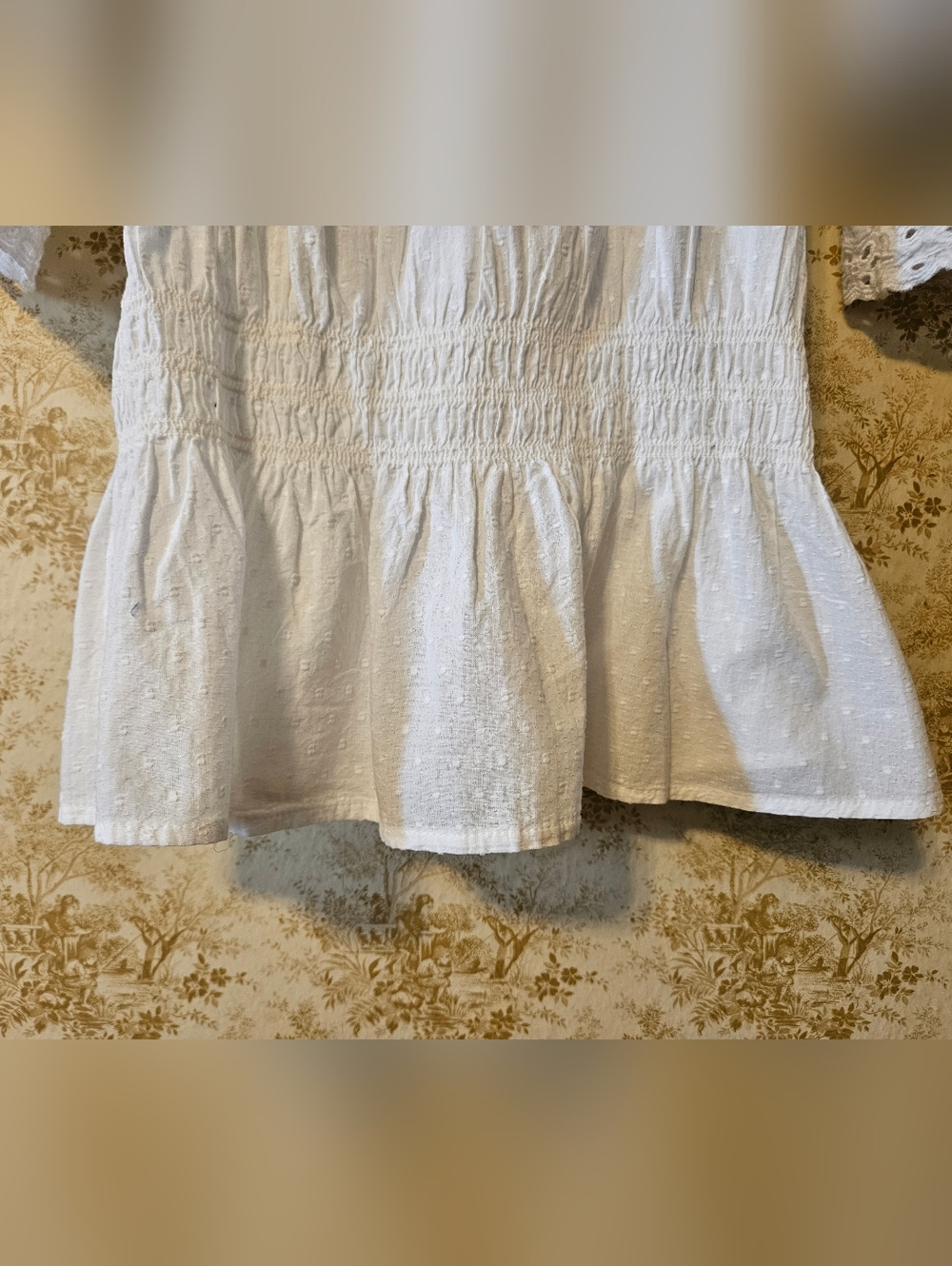 Universal Thread Small White Embroidered Boho Top - Picture 4 of 8